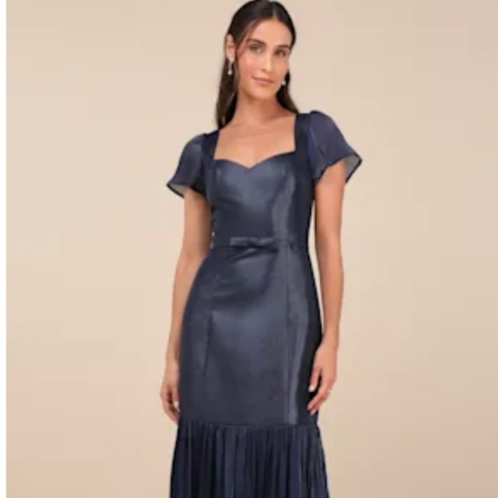 Elegant Navy Blue Taffeta Dress. NWT